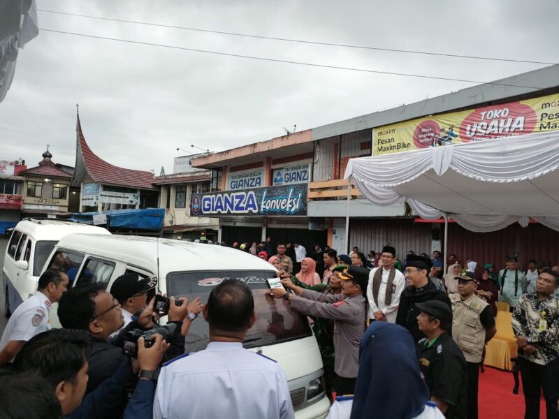 Pemko Padang Panjang Luncurkan Transportasi Gratis untuk Pelajar