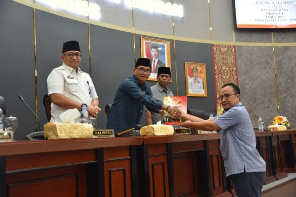 Pemko Padang dan DPRD Sahkan Tiga Perda Selama Masa Sidang II Tahun 2025