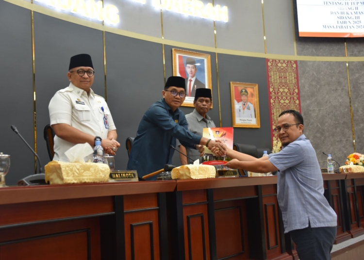 Pemko Padang dan DPRD Sahkan Tiga Perda Selama Masa Sidang II Tahun 2025