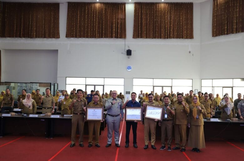 Realisasi Pembangunan Masih Rendah, Sekda Padang Dorong OPD Tingkatkan Kinerja Realisasi Pembangunan Masih Rendah, Sekda Padang Dorong OPD Tingkatkan Kinerja