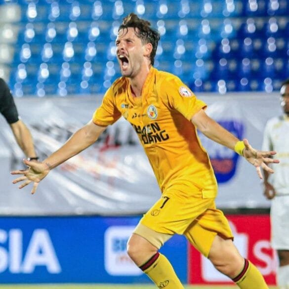 Semen Padang Selamat dari Degradasi Usai Kalahkan Arema 2-0