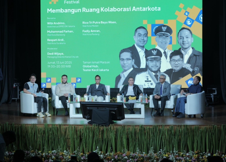 Fadly Amran Paparkan Potensi Kota Padang di Jakarta Future Festival 2025