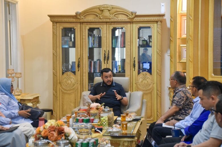 Pemko Padang Matangkan Rencana Pengembangan Kawasan Kota Tua Pemko Padang Matangkan Rencana Pengembangan Kawasan Kota Tua