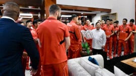 Timnas Indonesia Disambut Hangat Presiden Prabowo Usai Kemenangan atas Tiongkok