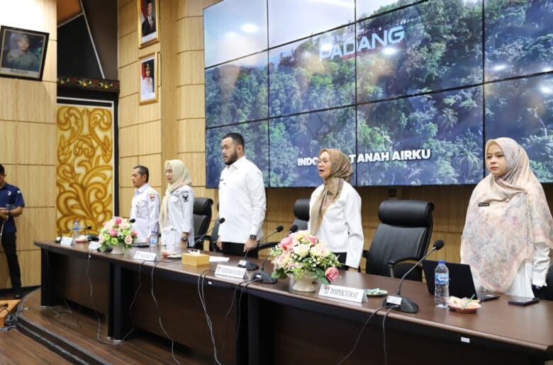 Wako Fadly: Reformasi Birokrasi Harus Menyentuh Budaya Kerja dan Wajah Wako Fadly: Reformasi Birokrasi Harus Menyentuh Budaya Kerja dan Wajah Pelayanan Publik