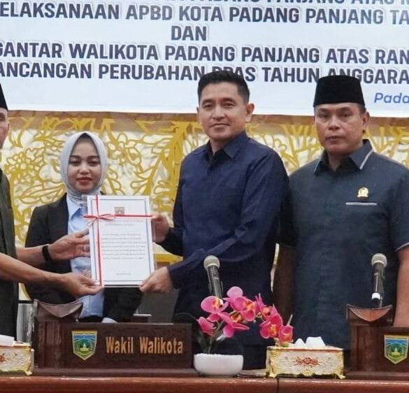 Wawako Allex Sampaikan Nota Penjelasan APBD 2024 dan Perubahan KUA PPAS 2025
