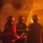 Dini Hari Mencekam, Rumah Lansia di Padang Selatan Ludes Terbakar