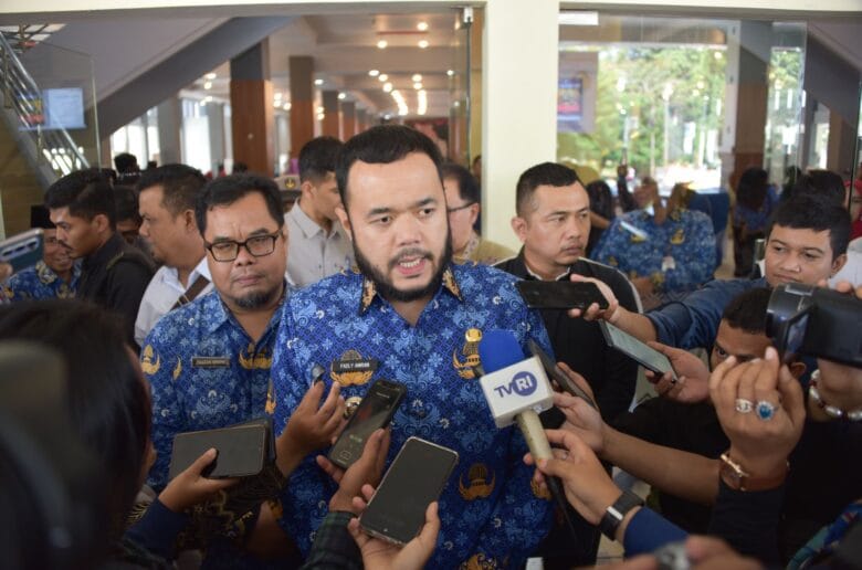 Harkopnas ke-78, Wako Padang Launching Koperasi Merah Putih di 104 Harkopnas ke-78, Wako Padang Launching Koperasi Merah Putih di 104 Kelurahan