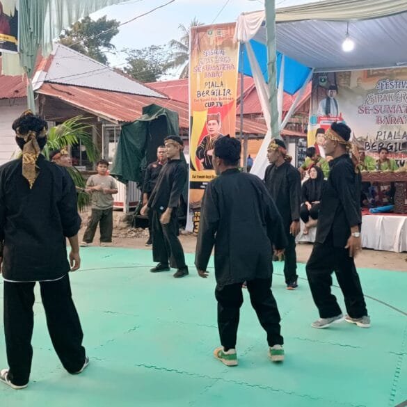 Melalui Dana Pokir Evi Yandri Rajo Budiman, Dinas Kebudayaan Sumbar Gelar Festival Sipakrago
