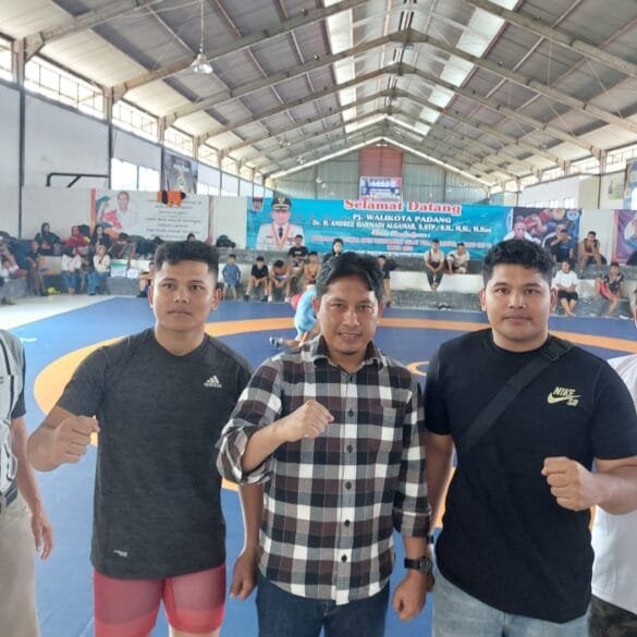 Dikunjungi Bacalon Ketua KONI Sumbar Hamdanus,  Seleksi Gulat Sukses Dilaksanakan