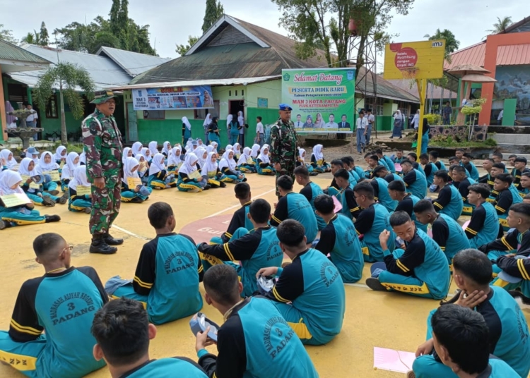 MAN 3 Padang Gandeng Lantamal II Latih Disiplin Siswa Baru di MATSAMA 2025/2026