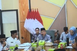 Pemko Padang Kembali Anugerahkan Pin Emas untuk Tokoh Berjasa di HJK ke-356