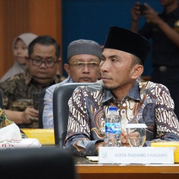 Pemko Padang Panjang Bidik Pertumbuhan Ekonomi 7,65 Persen