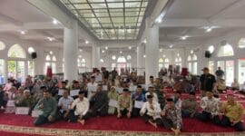 Pemko Padang Serahkan Dana Operasional Triwulan II di Koto Tangah