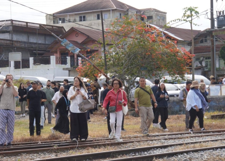 Delegasi 15 Negara Kunjungi Stasiun Padang Panjang, Bahas Warisan Dunia WTBOS