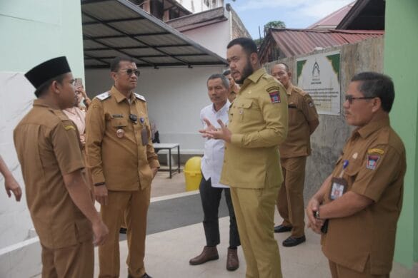 Fadly Amran: Tidak Boleh Ada Sekolah Tak Layak di Padang