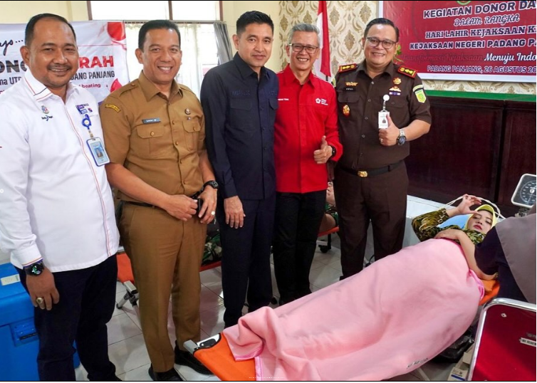 HUT Kejaksaan ke-80, Kejari Padang Panjang Gelar Donor Darah Lintas Instansi