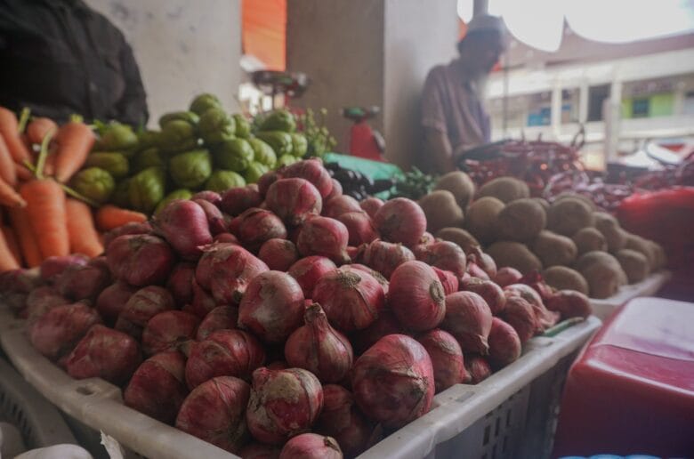 Harga Bawang Merah Turun Tajam, Sejumlah Komoditas Lain Ikut Terkoreksi