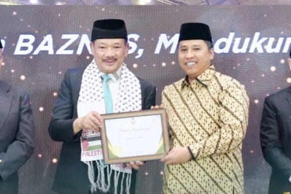 Hendri Arnis Dinobatkan Sebagai Kepala Daerah Pendukung Gerakan Zakat