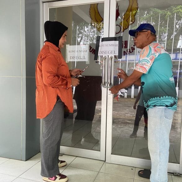Gembok Kantor KONI Sumbar dibuka, Tutuntan Tetap Jalan 