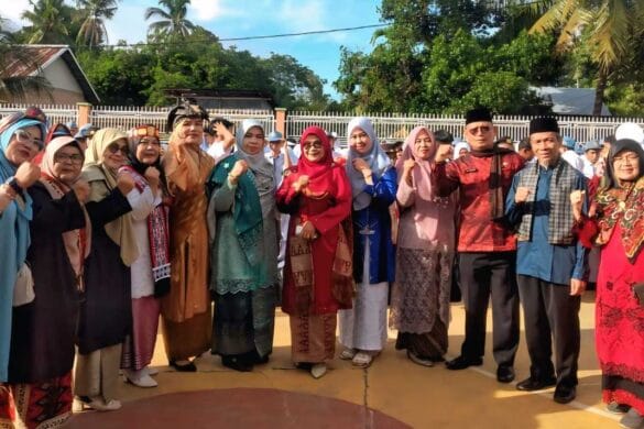 Semarak Budaya Nusantara Warnai Upacara Peringatan HUT ke-80 Kemerdekaan RI di MAN 3 Padang