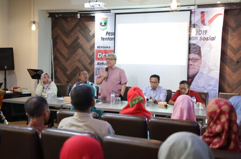 Ketua DPRD Sumbar Sosialisasikan Perda Kesejahteraan Sosial Ketua DPRD Sumbar Sosialisasikan Perda Kesejahteraan Sosial
