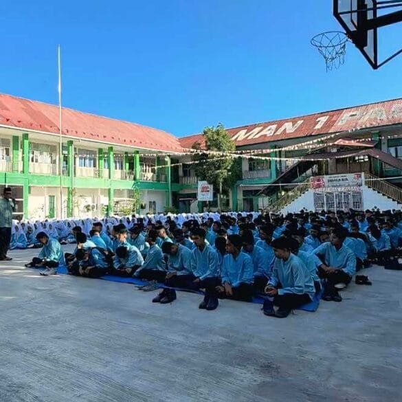 MAN 1 Padang Gelar Muhadharah Rutin Setiap Jumat Pagi, Latih Keberanian Bicara dan Karakter Siswa