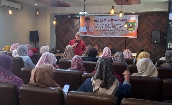 Reses di Padang, Muhidi Soroti Kemiskinan dan Karakter