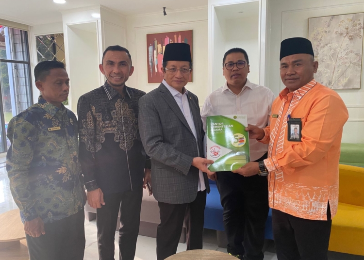 Temui Menag, Wako Hendri Arnis Usulkan Pemisahan MAN dan Pendirian MIN Pertama