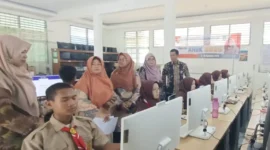Tim Kemenag Kota Padang Monev Pelaksanaan ANBK di MAN 3 Padang