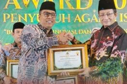 Wali Kota Padang Panjang Terima PENAIS Award dari Kemenag RI