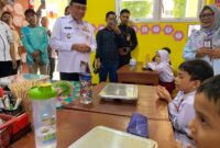 Wawako Padang Tinjau Program Makan Bergizi Gratis di SDN 24 Ujung Gurun