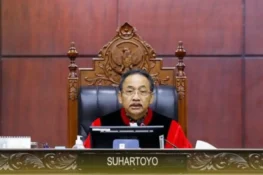 Tok! MK Larang Wamen Rangkap Jabatan di BUMN dan Perusahaan Swasta