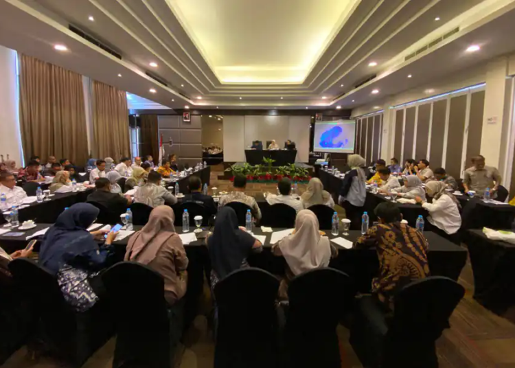 Pemerintah Kota Padang menyusun ulang Masterplan Drainase 2025 karena dokumen lama sudah tak relevan. Target rampung akhir tahun, masterplan baru diharapkan jadi solusi banjir dan genangan.