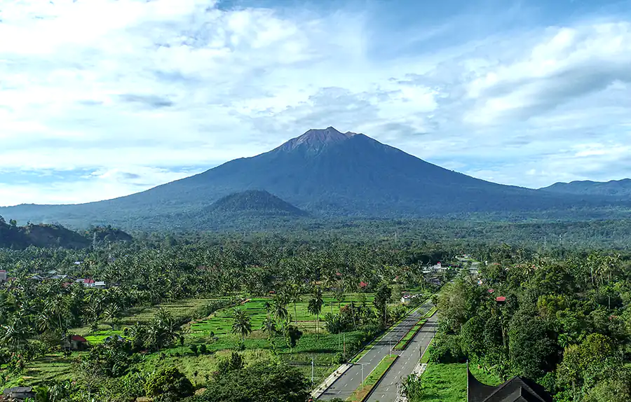 Pendakian Gunung Kerinci via Solok Selatan Resmi Dibuka, Ekowisata Dongkrak Ekonomi Daerah