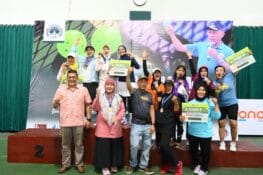 Raih Dua Emas Ummi Harneli Bahar Juaraii Pickleball Piala Gubernur Sumbar 