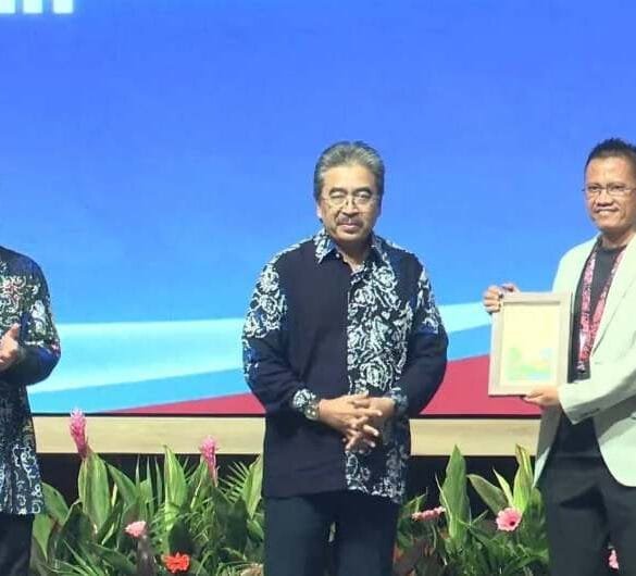 Fadly Amran Bawa Padang Diakui ASEAN atas Sistem Pengelolaan Sampah Berbasis Masyarakat