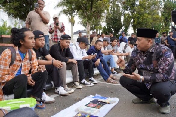 Mahasiswa Padang Panjang Gelar Aksi Damai, Sampaikan 25 Tuntutan