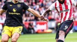 Performa Manchester United kembali menjadi sorotan tajam setelah dipecundangi Brentford 3-1, Minggu dinihari (28/9/2025). (Ist.)