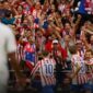 Pesta gol gila-gilaan mewarnai Derby Madrid, Sabtu malam WiB (27/9/2025), saat Atletico Madrid melumat sang pemuncak klasemen, Real Madrid, 5-2, memaksa Los Blancos merasakan kekalahan perdananya sekaligus merusak start sempurna mereka di La Liga. (Ist.)