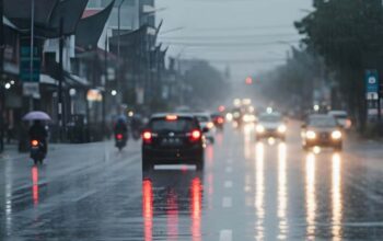Prakiraan Cuaca Sumbar 12-13 Agustus 2026: Didominasi Berawan dan Hujan Ringan