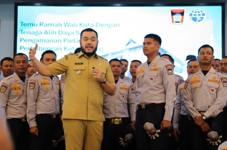 Tenaga Alih Daya Satuan Pengamanan Perkuat Dishub Kota Padang
