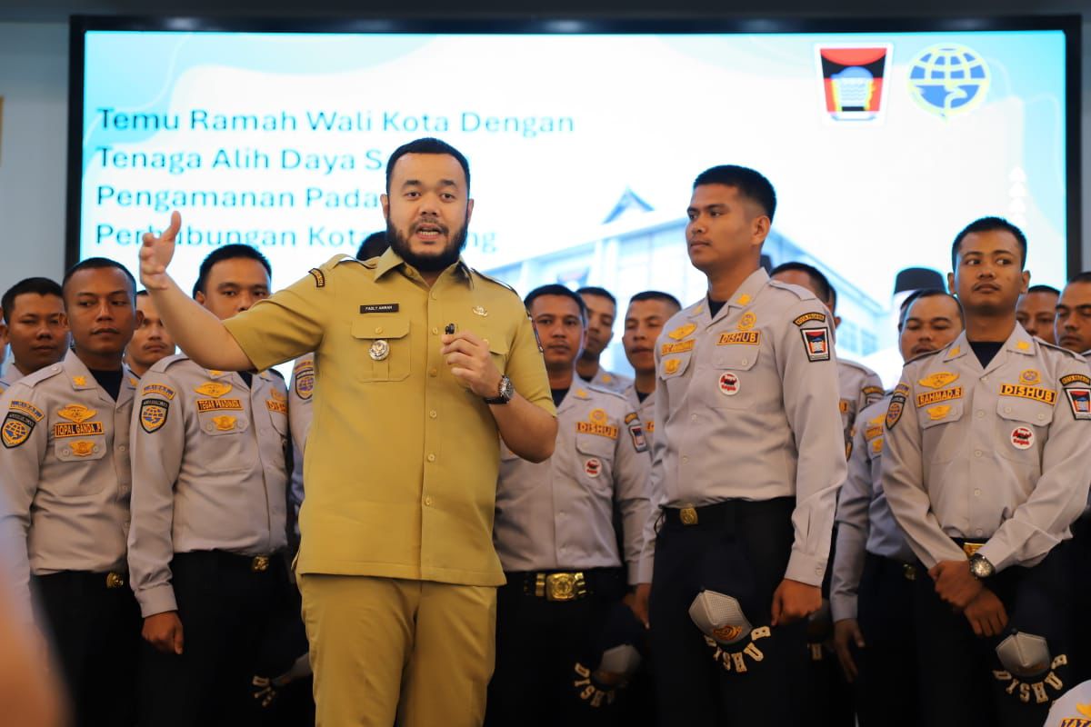 Tenaga Alih Daya Satuan Pengamanan Perkuat Dishub Kota Padang