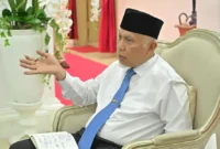 Gubernur Sumatera Barat, Mahyeldi, saat memberikan pernyataan terkait instruksi tegasnya untuk menertibkan aktivitas penambangan tanpa izin (PETI) di seluruh wilayah Sumbar.