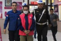 Kejati Sumbar resmi menahan Supervisor Audit Perumda PSM, Teddy Alfonso, terkait kasus dugaan korupsi dana subsidi Trans Padang. (Ist.)