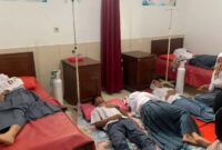 Para siswa yang menjadi korban keracunan Program Makan Bergizi Gratis (MBG) sedang dirawat di salah satu fasilitas kesehatan. (Ist.)