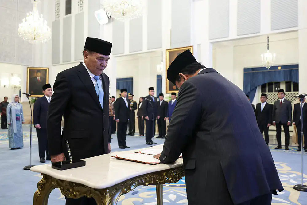 Putra Minang Djamari Chaniago Dilantik Jadi Menko Polkam di Kabinet Prabowo
