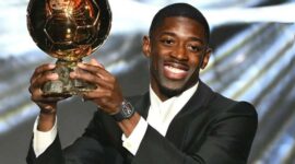 Ousmane Dembele menerima Ballon d'Or 2025 di Theatre du Chatelet, Paris.