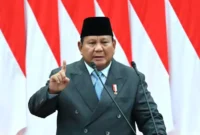 Presiden Prabowo Subianto telah mengesahkan kenaikan gaji bagi ASN, TNI/Polri, dan pejabat negara tahun ini, sebagai bagian dari delapan program prioritas.