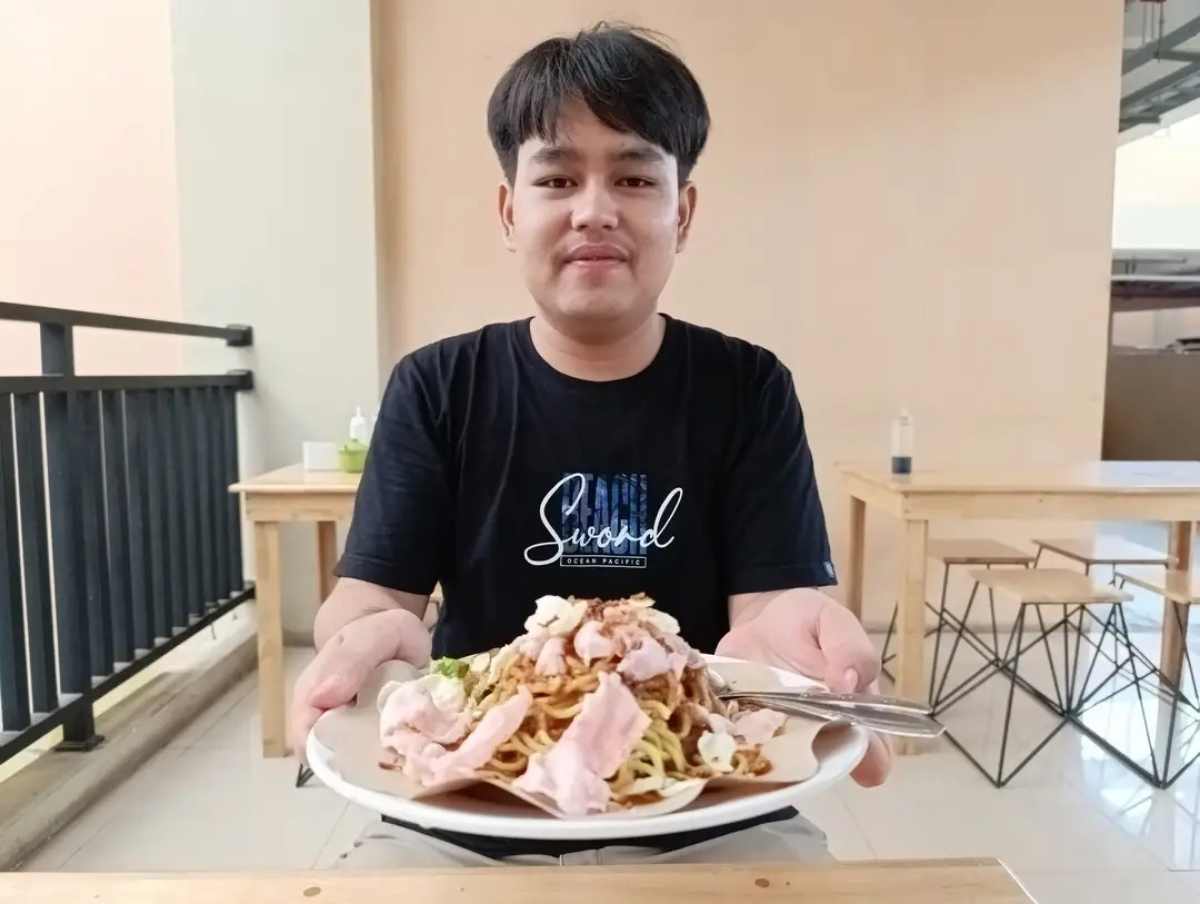 Legenda Kuliner Pasar Raya Padang Hidup Lagi! Bofet Garuda Kembali Setelah 5 Tahun Vakum